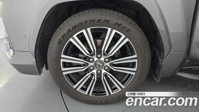 Lexus LX — Фото автомобиля 5