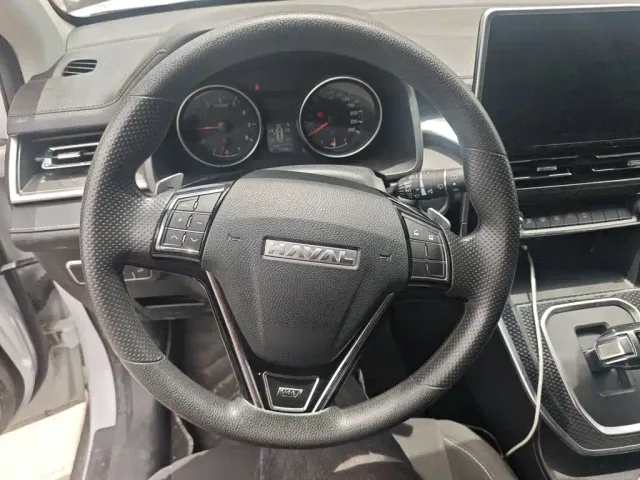 Haval M6 — Фото автомобиля 2