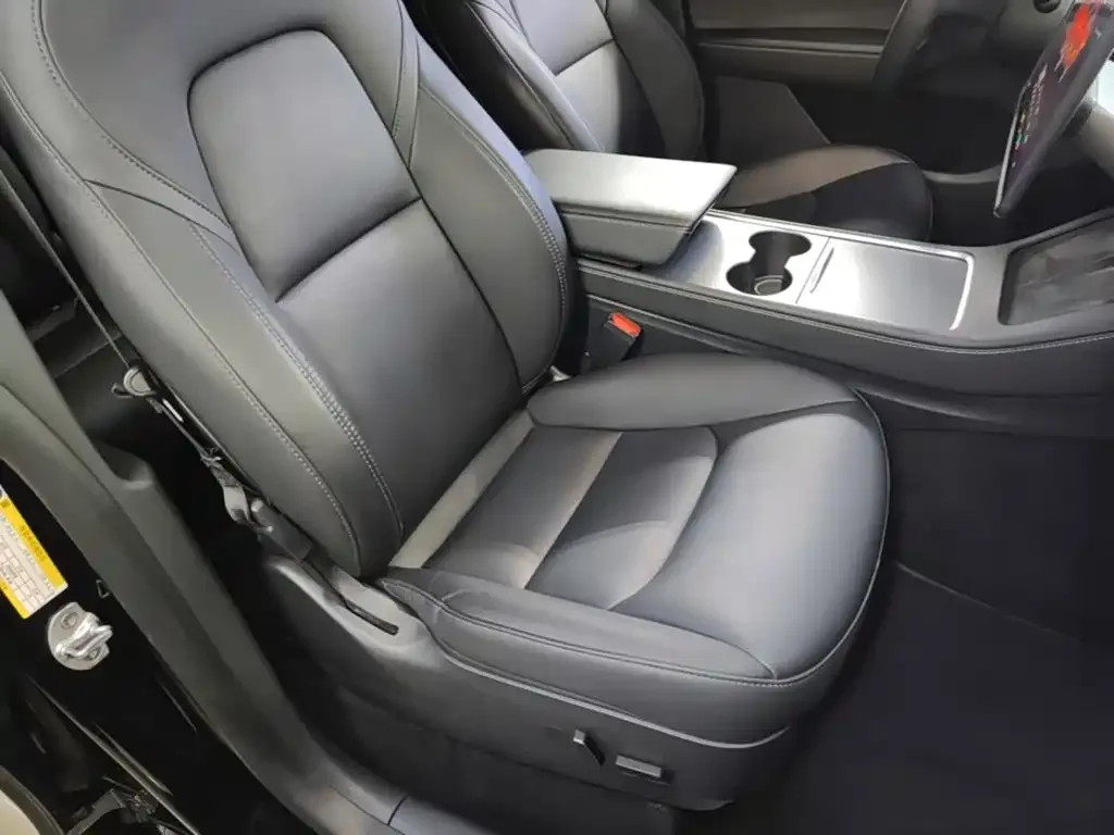 Tesla Model Y 2022 Facelift Rear-Wheel Drive Version — Фото автомобиля 24