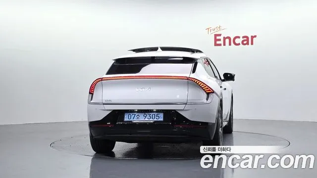 Kia EV6 — Фото автомобиля 4