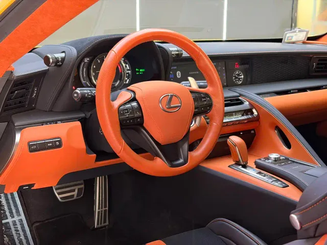 Lexus LC — Фото автомобиля 3