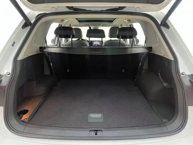 Volkswagen Tiguan L — Фото автомобиля 26