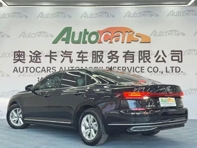 Volkswagen Passat — Фото автомобиля 6