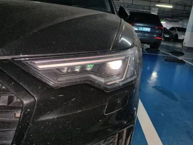 Audi A6 — Фото автомобиля 5