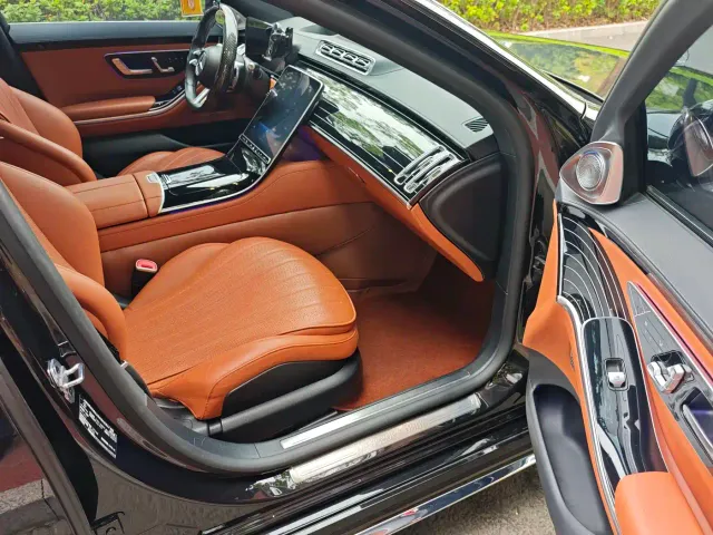 Mercedes-Benz S-Class — Фото автомобиля 11