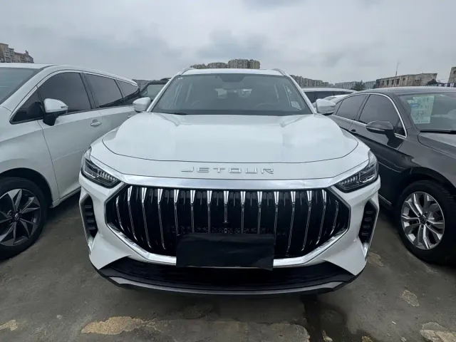 Jetour X70 Plus — Фото автомобиля 2