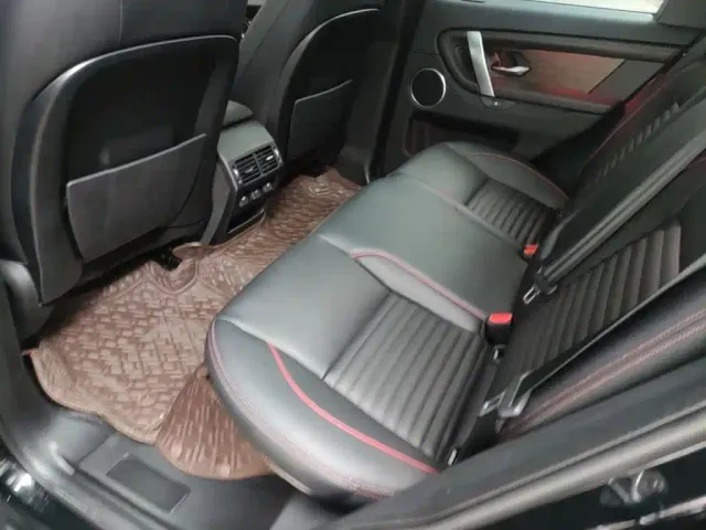 Land Rover Discovery Sport — Фото автомобиля 16