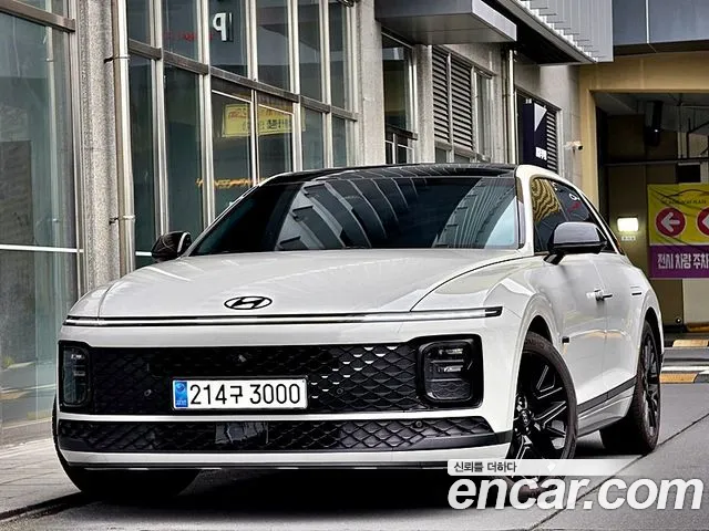 Hyundai Grandeur GN7 — Фото автомобиля 12