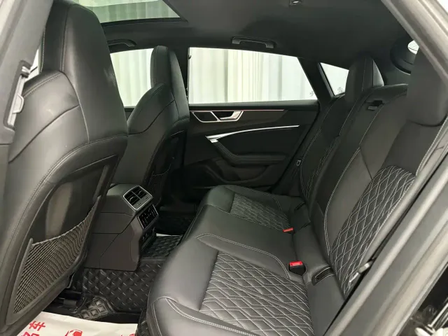 Audi A7 — Фото автомобиля 15