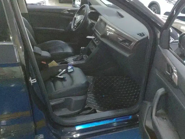 Volkswagen Tharu — Фото автомобиля 24