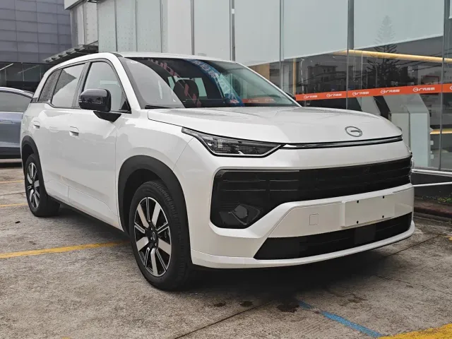 GAC Trumpchi GS4 — Фото автомобиля 3