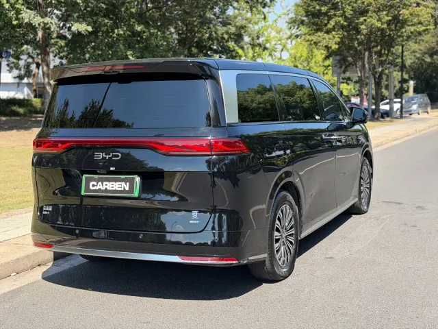 BYD Xia — Фото автомобиля 7