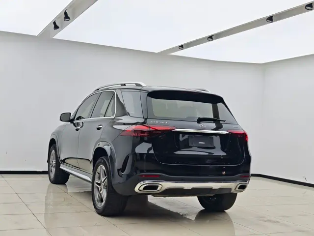 Mercedes-Benz GLE-Class — Фото автомобиля 7