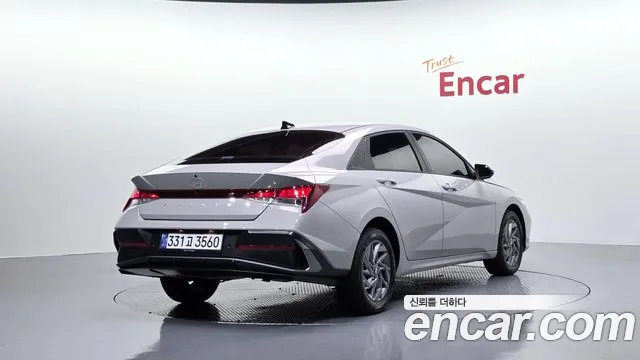 Hyundai AVANTE Новый Avante (CN7) — Фото автомобиля 2