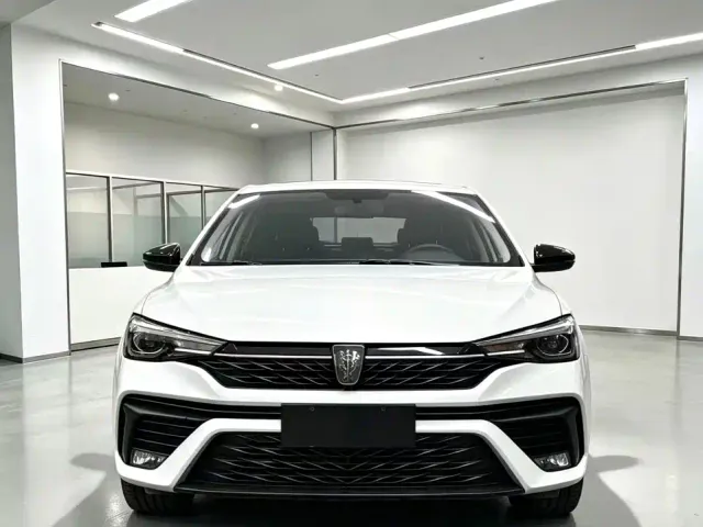 Roewe i5 — Фото автомобиля 2