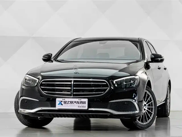 Mercedes-Benz E-Class — Фото автомобиля 2