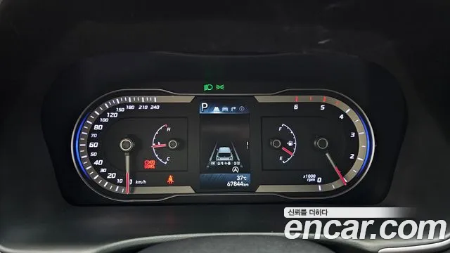 Hyundai Tucson Tucson (NX4) Дизель 2.0 2WD — Фото автомобиля 7