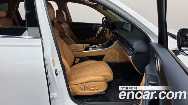 Genesis GV80 — Фото автомобиля 16