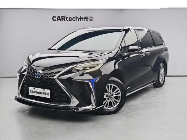 Фотография автомобиля — Toyota Sienna