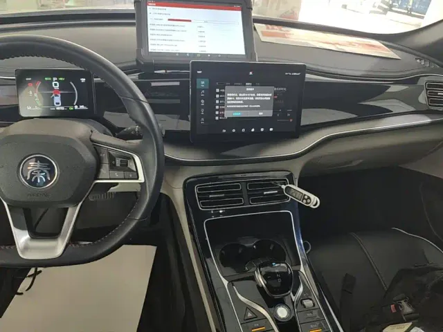 BYD Qin PLUS — Фото автомобиля 9