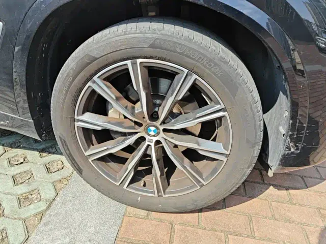 BMW X5 — Фото автомобиля 6