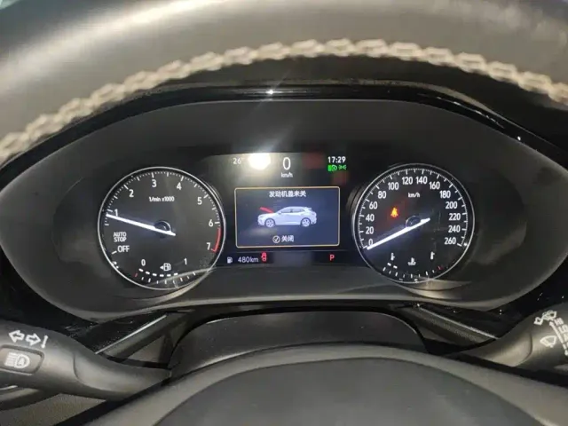 Buick Envision Plus — Фото автомобиля 3
