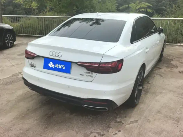 Audi A4L — Фото автомобиля 3