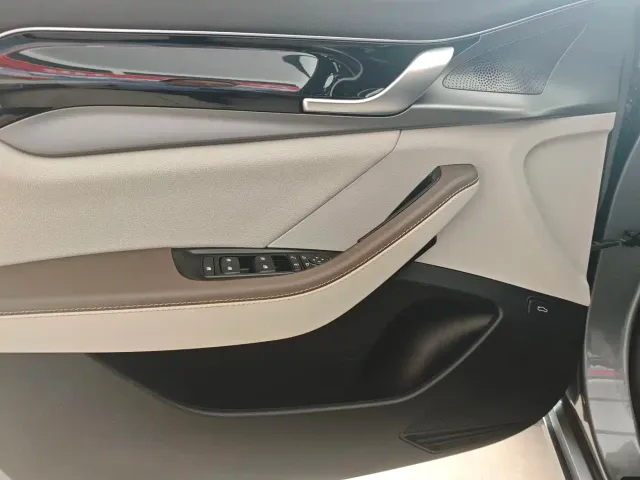 BYD Qin PLUS — Фото автомобиля 6
