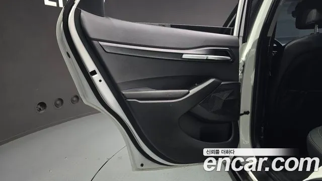 Kia Seltos Новый Seltos Бензин 2.0 2WD — Фото автомобиля 20