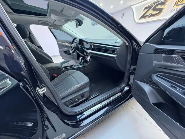 Volkswagen Passat — Фото автомобиля 13