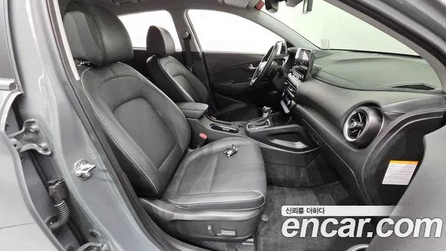 Hyundai Kona — Фото автомобиля 18