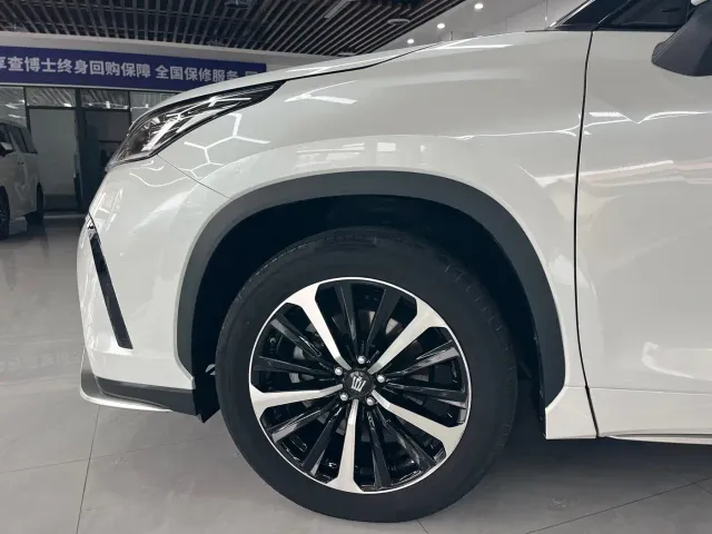 Toyota Crown Kluger — Фото автомобиля 17