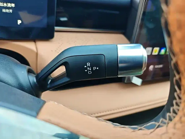 Geely Galaxy Xingyao 8 — Фото автомобиля 13