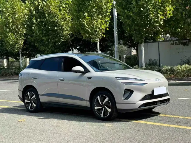 BYD Sealion 06 — Фото автомобиля 3