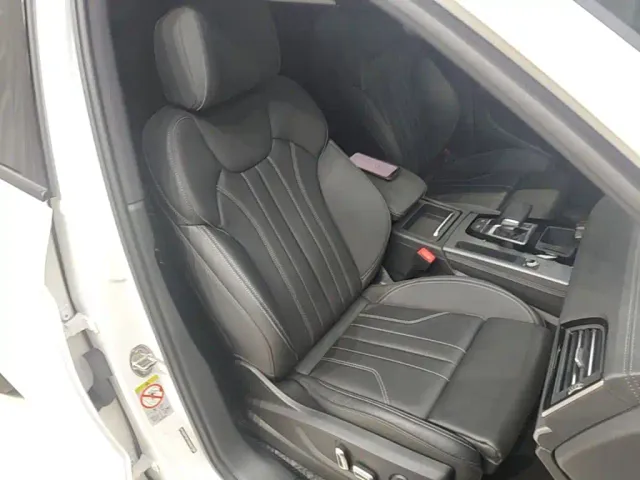 Audi Q5L — Фото автомобиля 24