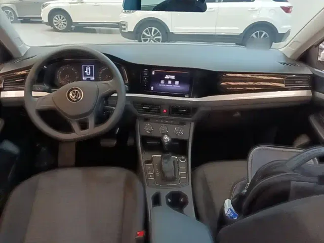 Volkswagen Bora 2021 1.5L Automatic Fashion Smart Edition — Фото автомобиля 9