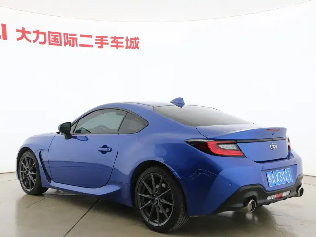 Subaru BRZ — Фото автомобиля 7