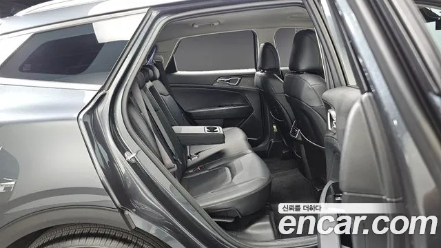 Kia Sportage Sportage 5-е поколение Дизель 2.0 2WD — Фото автомобиля 11