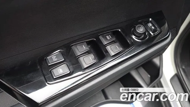 KG_Mobility_Ssangyong Torres Torres Бензин 1.5 2WD — Фото автомобиля 29