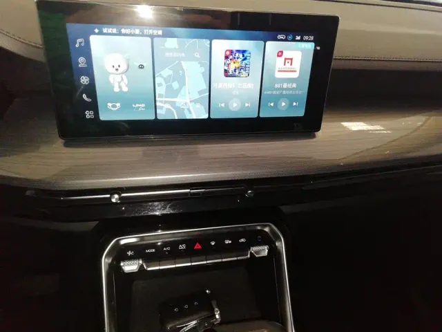 Wuling Asta — Фото автомобиля 4