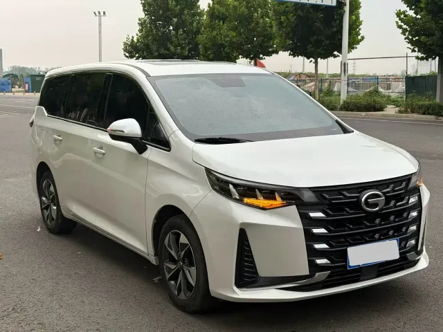 GAC Trumpchi M6 — Фото автомобиля 3