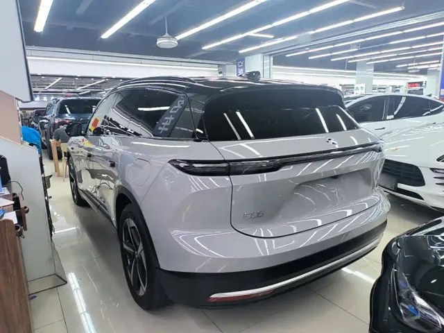 Nio ES6 — Фото автомобиля 4