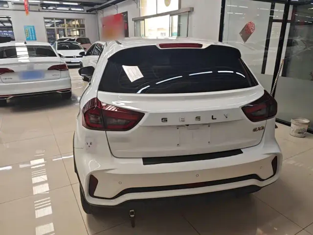 Geely Geometry EX3 Kung Fu Bull — Фото автомобиля 5