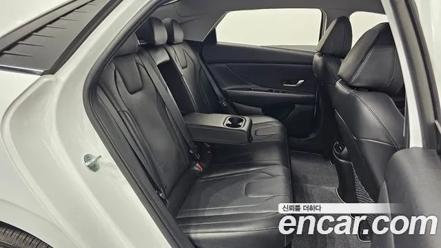 Hyundai Avante CN7 — Фото автомобиля 26