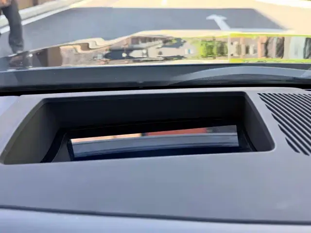 BMW 5 Series — Фото автомобиля 9