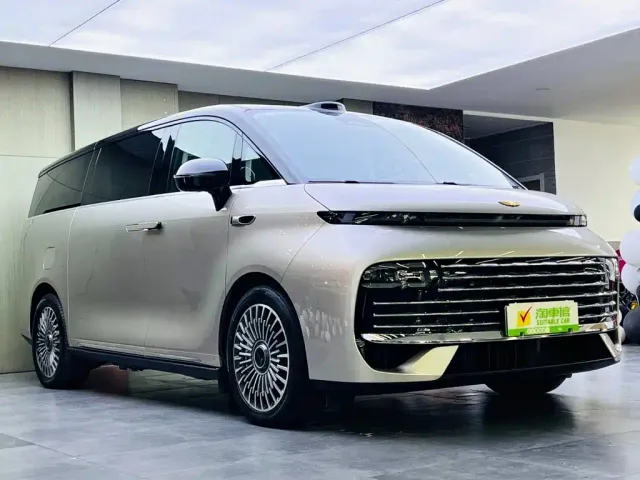 Geely Galaxy V900 — Фото автомобиля 3