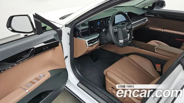 Hyundai Grandeur Grandeur (GN7) 2.5 Бензин 2WD — Фото автомобиля 10