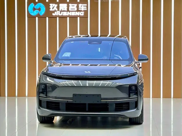 Li Auto L9 — Фото автомобиля 2