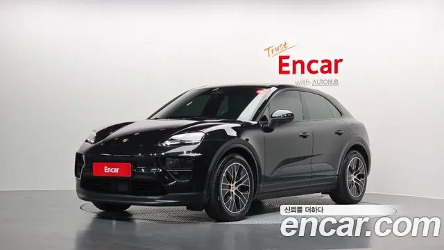 Фотография автомобиля — Porsche Macan