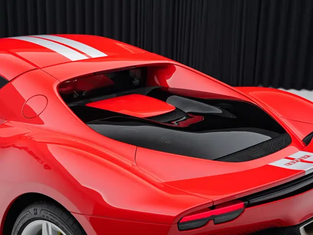 Ferrari 296 — Фото автомобиля 2